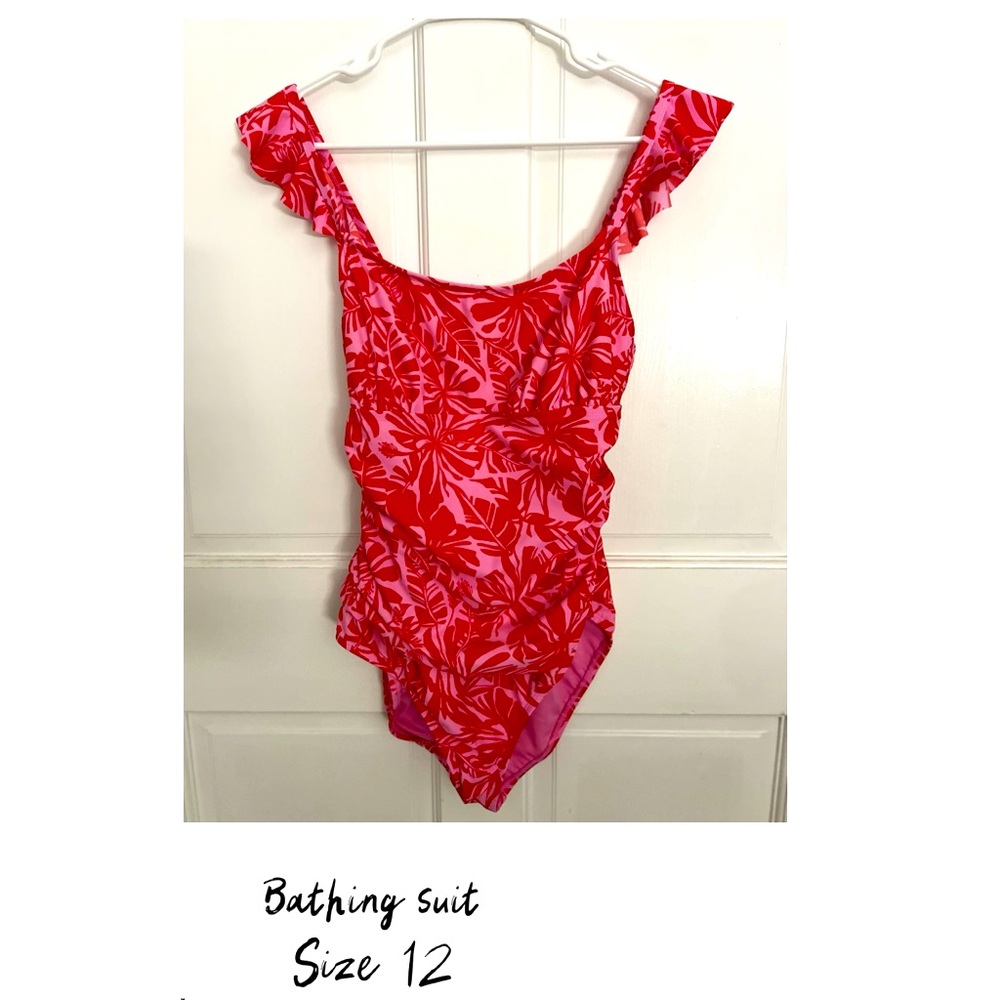Bathing suit